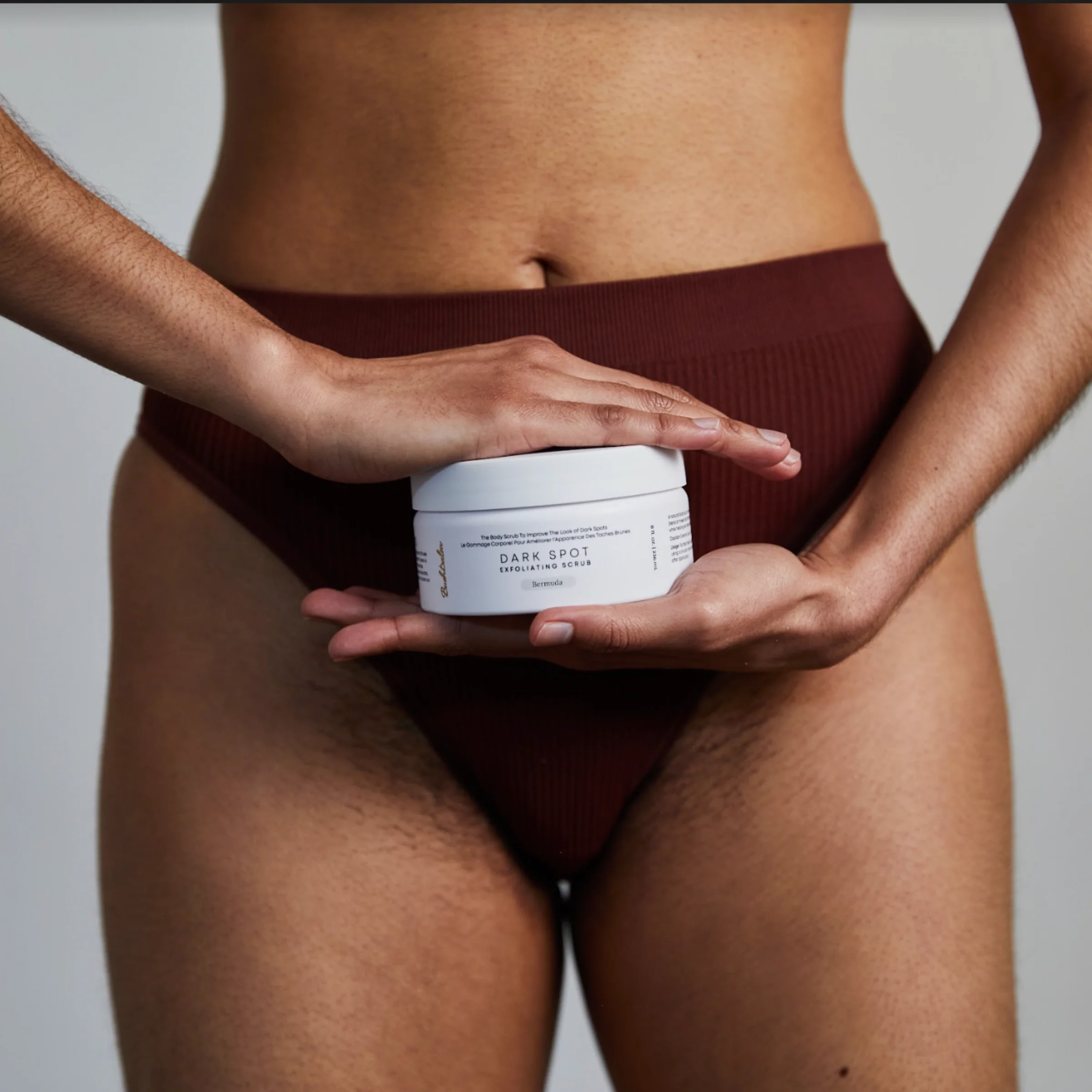 Dark Spot Exfoliating Scrub - Image 3