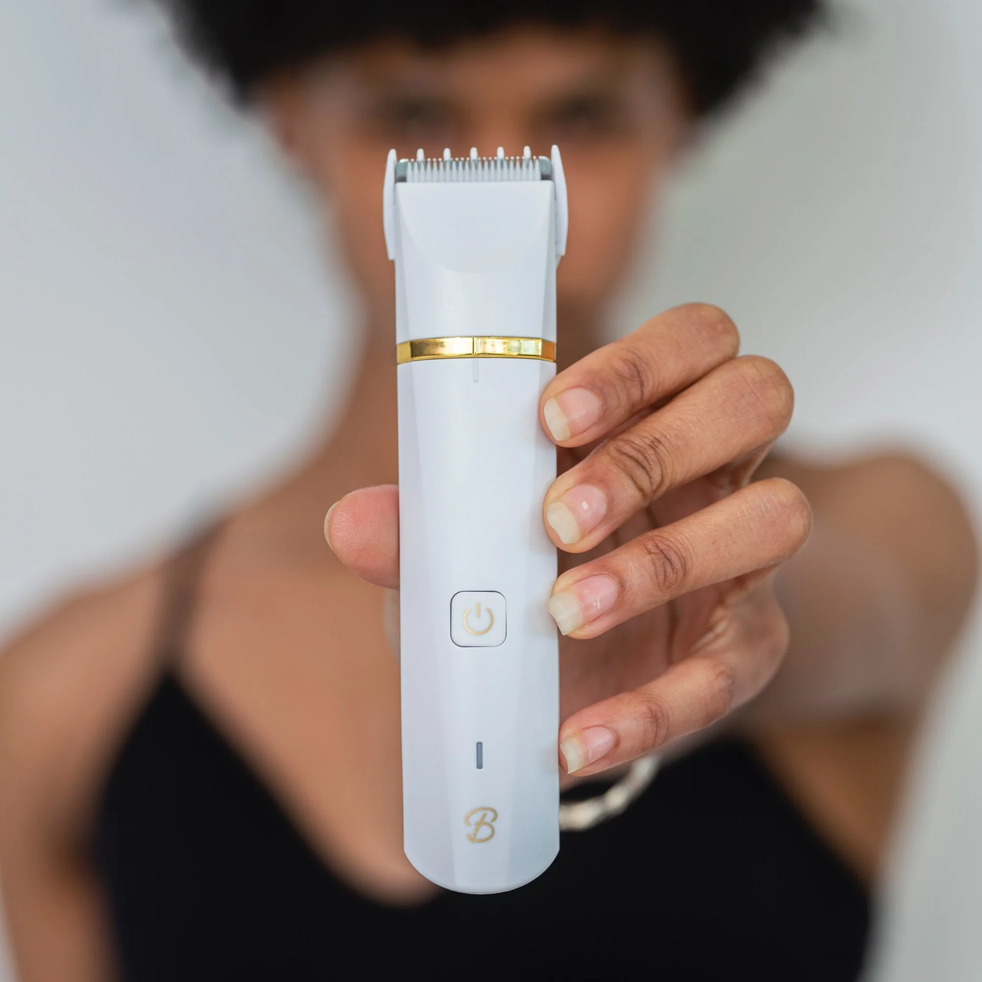 Francesca Body + Pubic Trimmer - Image 9